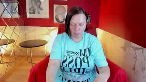 Kelly online show from June 28, 1:18 pm