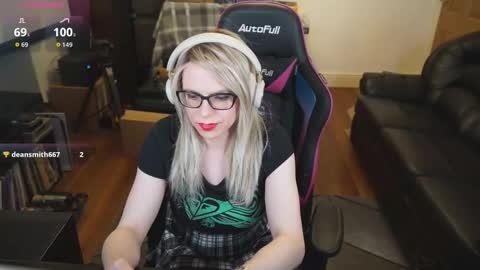 kelseycobalt online show from October 19, 9:41 pm