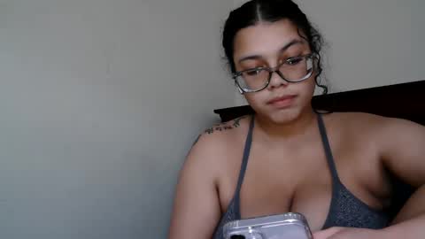 kelx0 online show from March 9, 4:11 pm