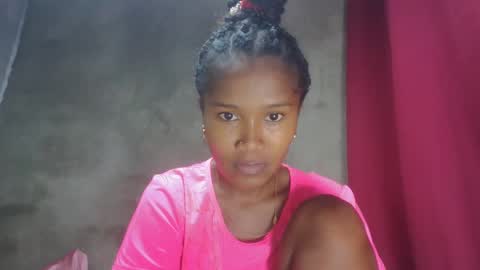 kelyhondra online show from February 5, 2:09 pm