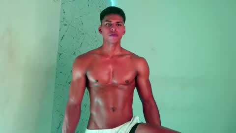 ken__owensx online show from October 1, 5:17 am