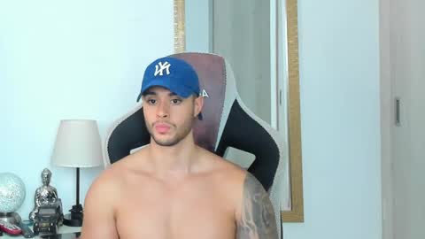 ken_mailik online show from June 3, 12:57 am