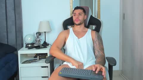 ken_mailik online show from November 8, 6:05 am