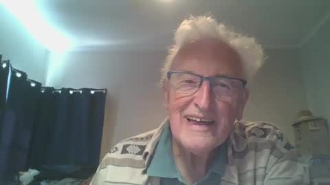 Ken online show from March 3, 5:42 am