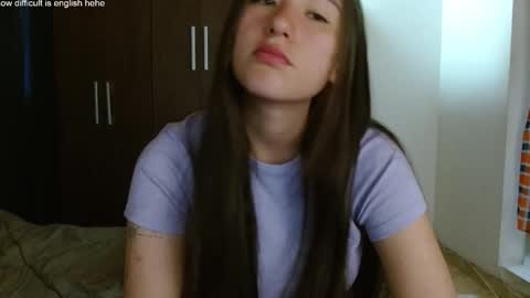 Snapshot of kendal_di chatting on February 13, 6:26 pm kendal_di online show from February 13, 6:26 pm