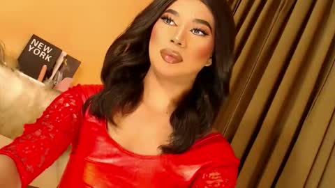 Ebony online show from November 5, 6:54 pm