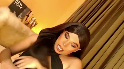 Ebony online show from September 29, 6:29 pm