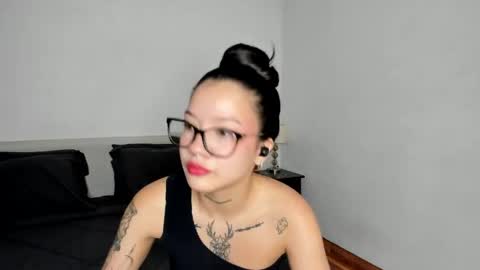 Kendal online show from April 14, 2:20 pm