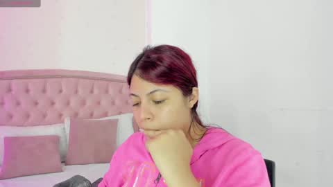 Kendall online show from October 25, 5:19 am