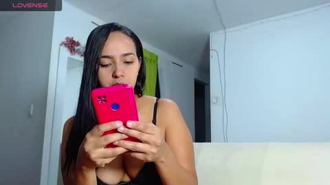 kendall online show from February 11, 10:08 am