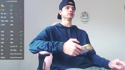 kendall ross online show from November 20, 4:04 pm