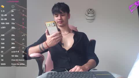 kendall ross online show from February 10, 4:43 pm