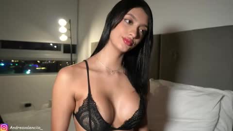 Snapshot of kendall_ruiiz chatting on February 21, 2:50 am Andrea online show from February 21, 2:50 am