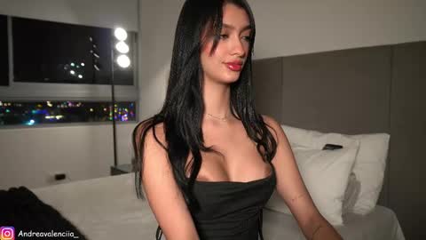 Snapshot of kendall_ruiiz chatting on February 26, 11:41 pm Andrea online show from February 26, 11:41 pm