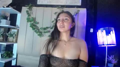 kendall_saenz online show from October 8, 8:37 pm