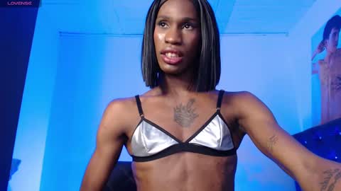 kendallgil online show from February 22, 8:18 am