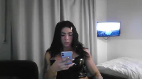 kendallhottiets online show from February 2, 12:09 am