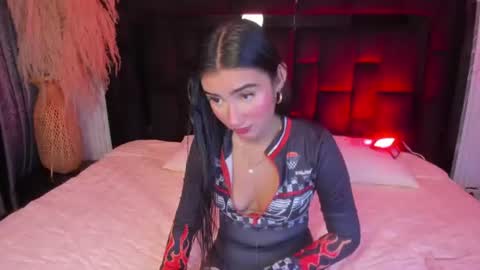Kendall Meyers online show from June 25, 5:04 am