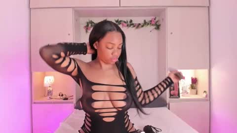 Snapshot of kendallrosse1 chatting on September 10, 12:28 pm Kendal online show from September 10, 12:28 pm