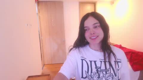 kendall online show from December 19, 9:43 pm