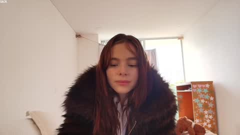 kendall online show from February 24, 6:00 pm