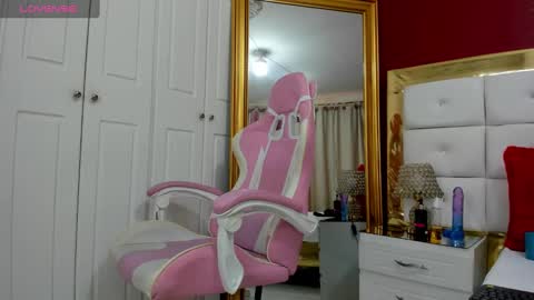 Kendal  online show from January 19, 3:21 pm