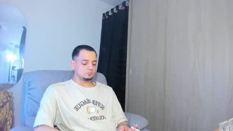 Snapshot of kendel_dimitri chatting on January 27, 5:25 am kendel_dimitri online show from January 27, 5:25 am