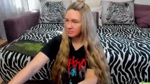 Snapshot of kendra_xx_ chatting on September 9, 1:49 am Kendra online show from September 9, 1:49 am