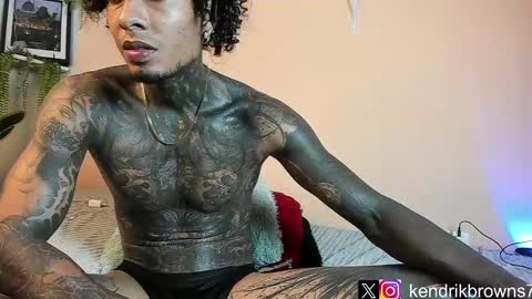 Snapshot of kendrik_brown chatting on February 8, 6:33 pm kendrick brown online show from February 8, 6:33 pm
