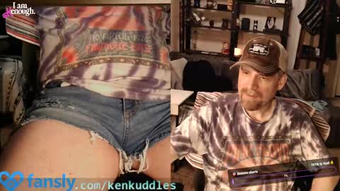 Snapshot of kenkuddles chatting on March 3, 9:00 am Ken Kuddles online show from March 3, 9:00 am