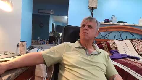 kent_ham online show from April 2, 11:22 pm