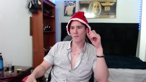 Snapshot of kent_zagann chatting on December 18, 5:15 am Santiago online show from December 18, 5:15 am