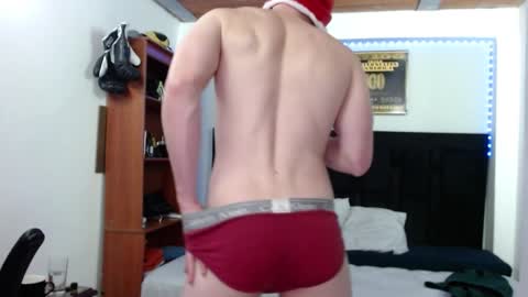 Snapshot of kent_zagann chatting on December 17, 4:56 am Santiago online show from December 17, 4:56 am