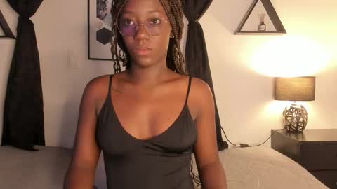 KENTHA  online show from March 9, 10:42 am