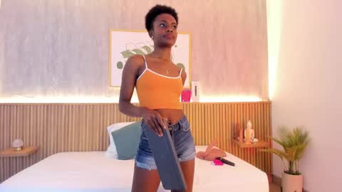 Snapshot of kenya_stone_ chatting on September 17, 8:23 pm kenya online show from September 17, 8:23 pm