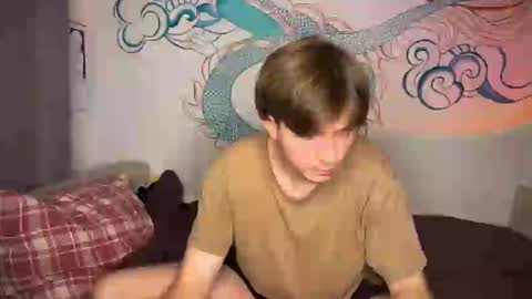 Snapshot of kero180 chatting on February 24, 5:31 pm Kero online show from February 24, 5:31 pm
