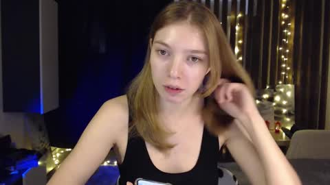 Snapshot of kesha_muah chatting on February 25, 11:10 am kesha online show from February 25, 11:10 am