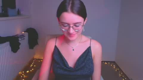 Snapshot of ketrin_pirsss chatting on January 26, 8:56 pm Ketrin online show from January 26, 8:56 pm