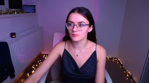 Snapshot of ketrin_pirsss chatting on December 30, 5:26 am Ketrin online show from December 30, 5:26 am