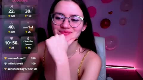 Snapshot of ketrin_pirsss chatting on February 19, 10:23 am Ketrin online show from February 19, 10:23 am