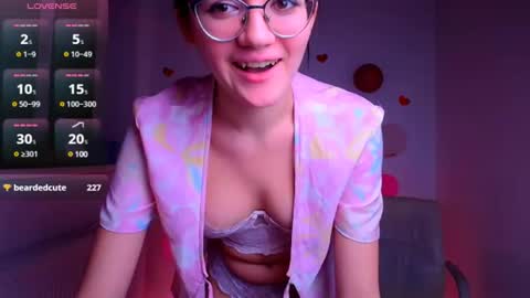 Snapshot of ketrin_pirsss chatting on February 28, 9:04 am Ketrin online show from February 28, 9:04 am
