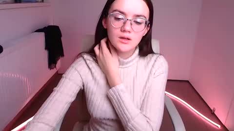 Snapshot of ketrin_pirsss chatting on February 11, 2:25 am Ketrin online show from February 11, 2:25 am