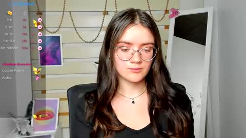 Snapshot of ketrin_pirsss chatting on September 13, 7:33 am Ketrin online show from September 13, 7:33 am