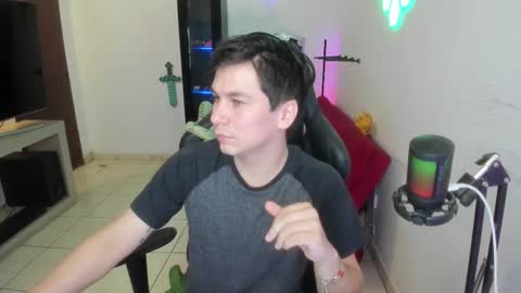 Kevin online show from February 12, 11:30 pm