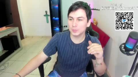 Kevin online show from April 2, 11:22 pm