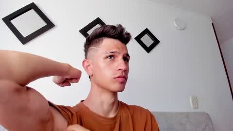 Kevin Ahs online show from December 7, 4:42 pm