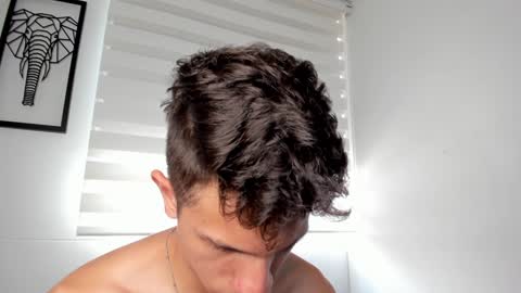 Kevin Ahs online show from January 8, 8:18 pm