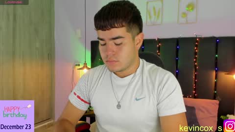 Snapshot of kevin_cox chatting on December 4, 7:17 pm Kevin Cox online show from December 4, 7:17 pm