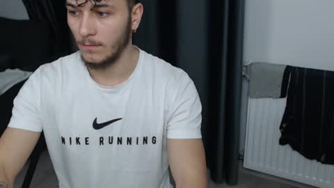 Kevin69 online show from March 5, 8:32 pm