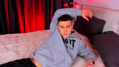 Ask me online show from February 4, 6:49 pm